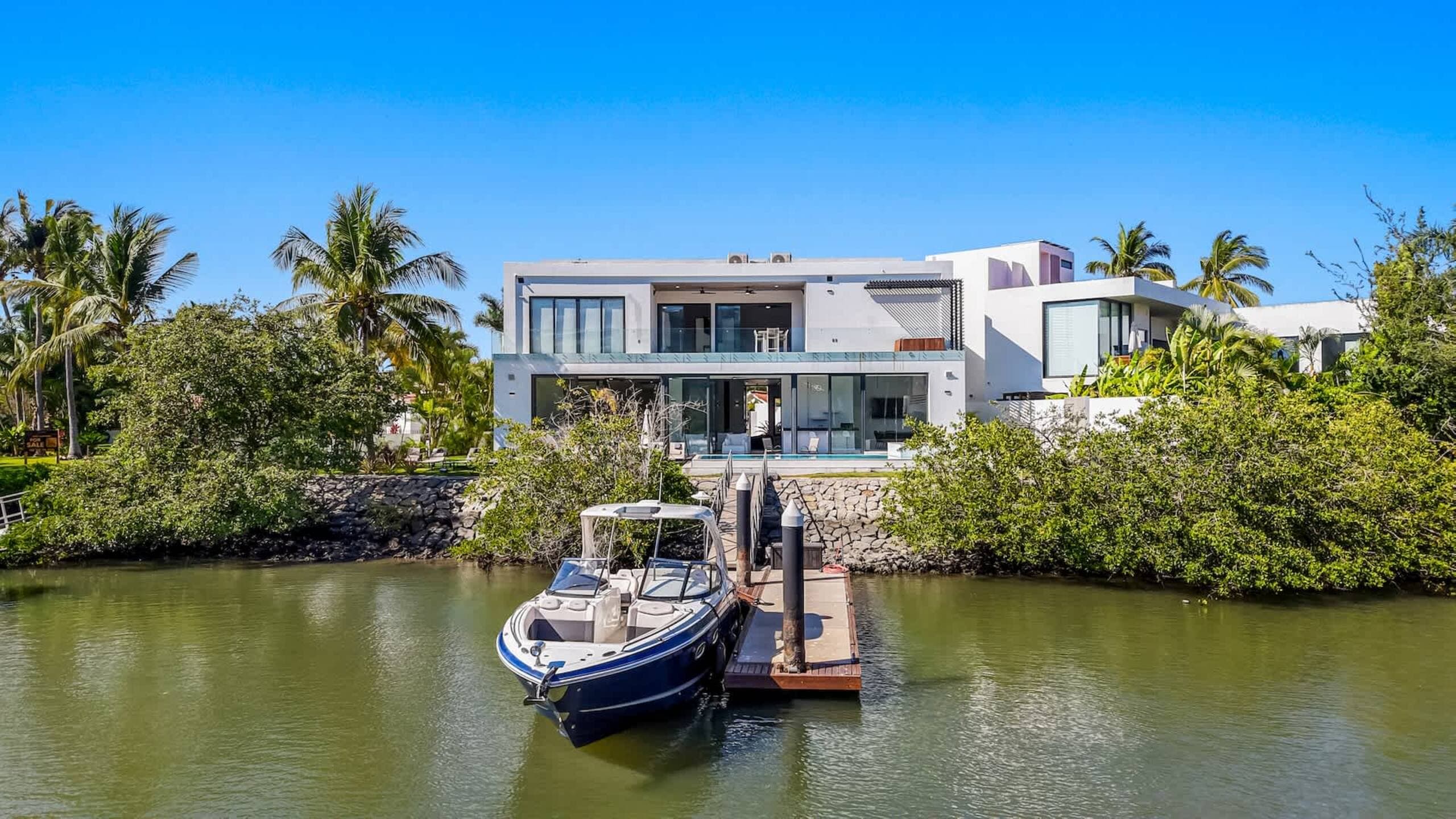 VILLA ENCANTO