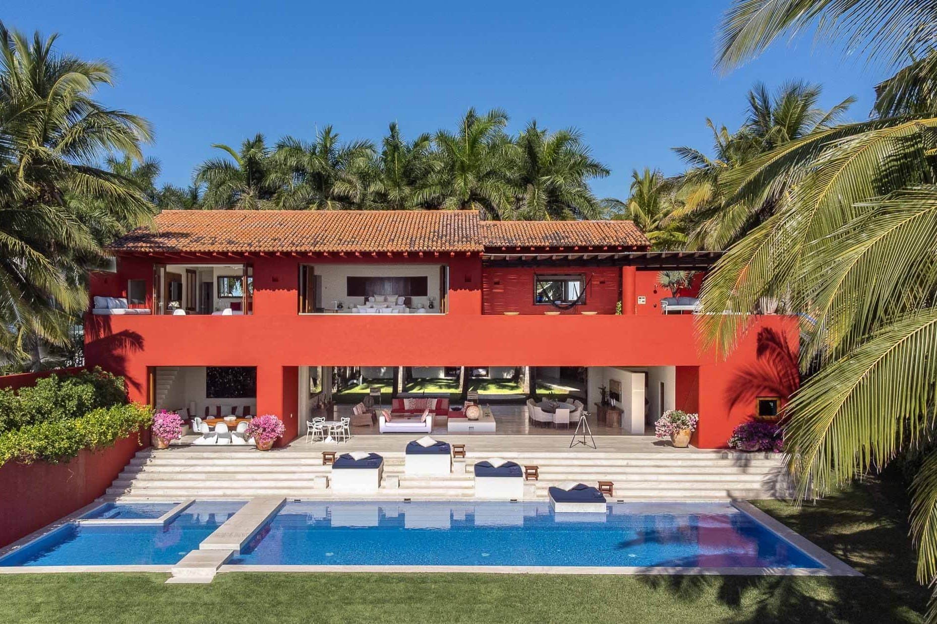 VILLA PACIFICA