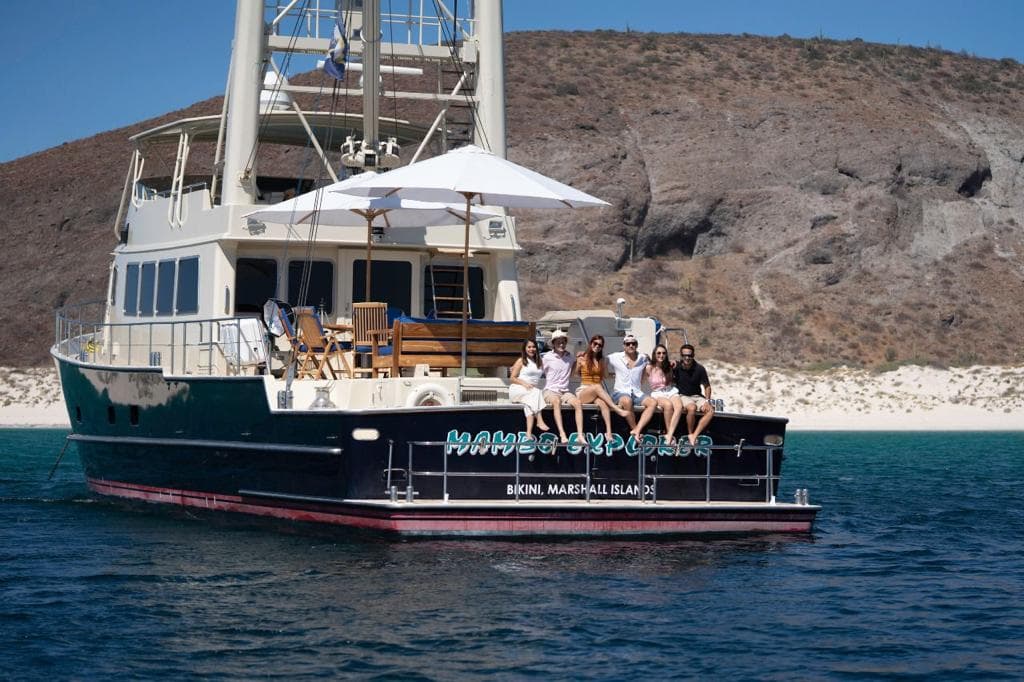 EXPLORER 94´ photo 2