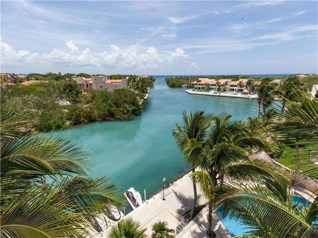 GRAN PENINSULA - Puerto Aventuras, Quintana Roo, Mexico