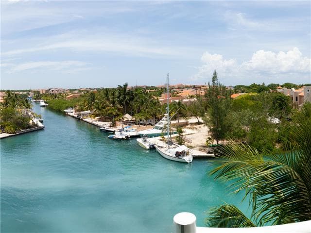 GRAN PENINSULA - Puerto Aventuras, Quintana Roo, Mexico photo 2
