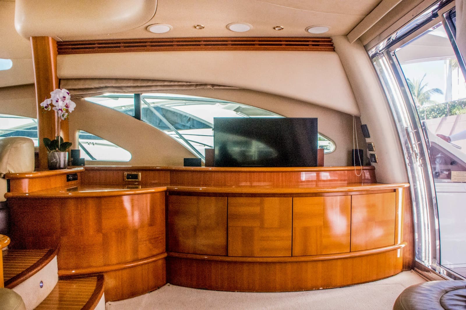 AZIMUT 62´ photo 4