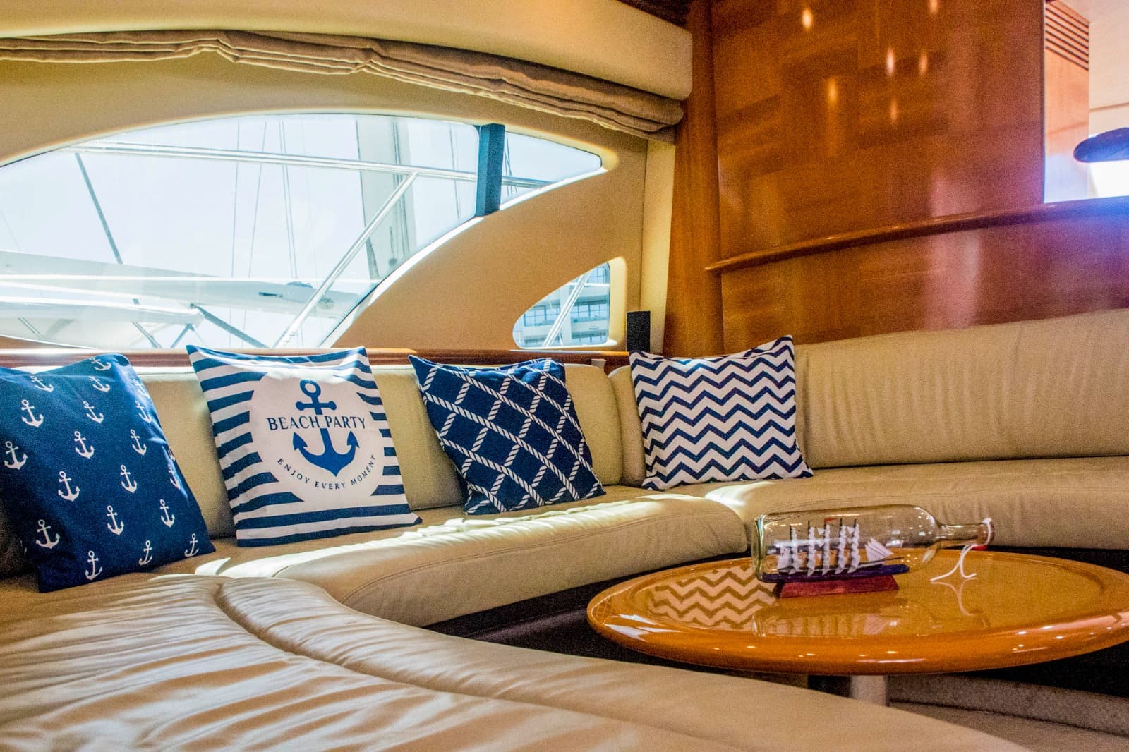 AZIMUT 62´ photo 3