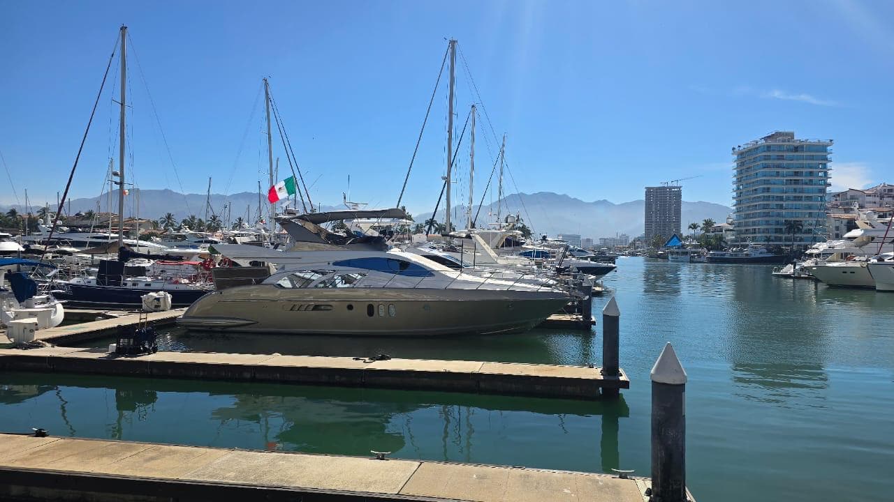 AZIMUT 55´ photo 3