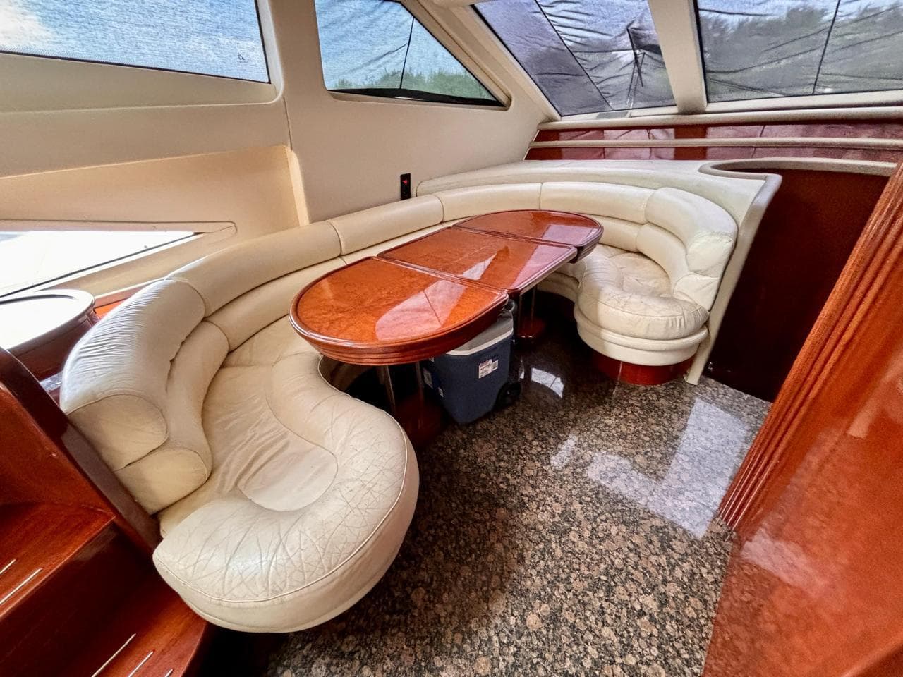 AZIMUT 70´ photo 4