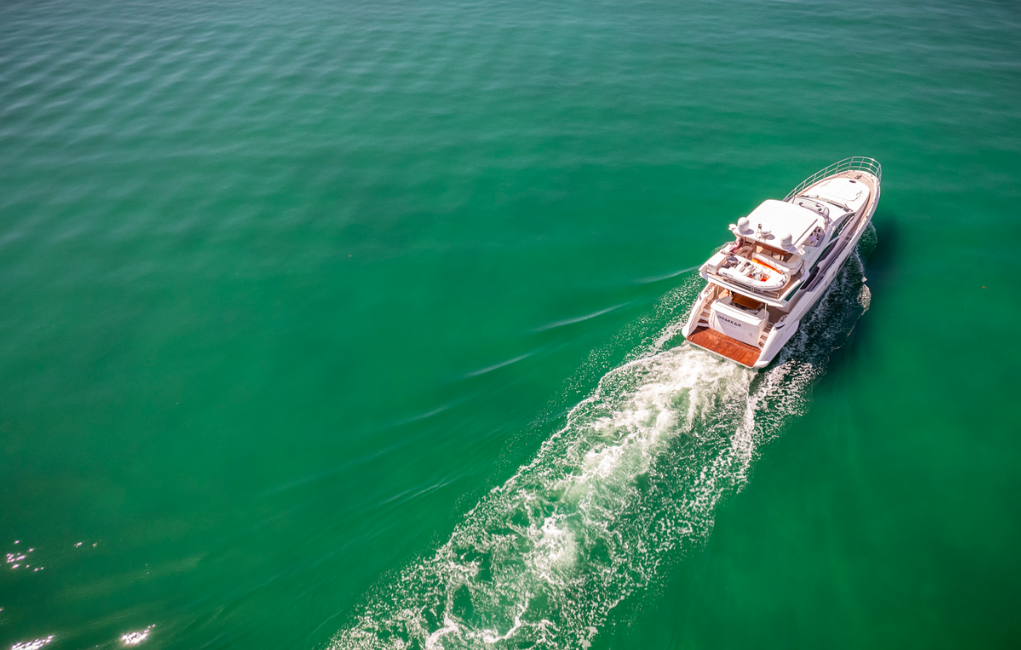 AZIMUT 70´ photo 5