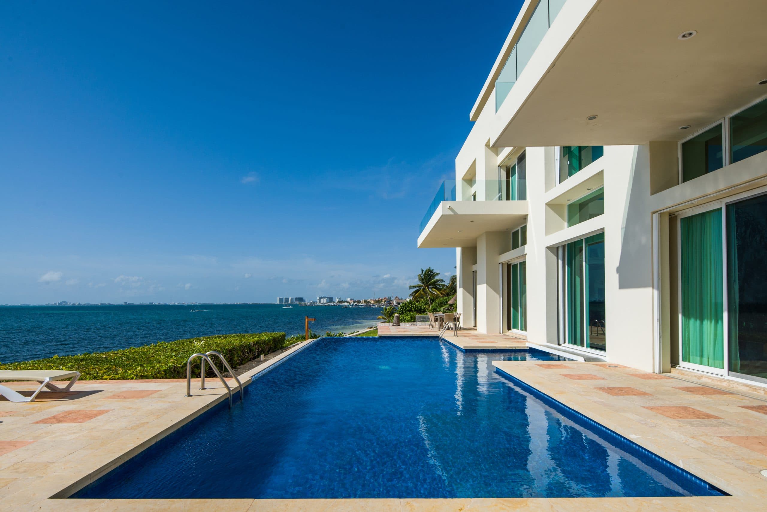 VILLA PUNTA SAM