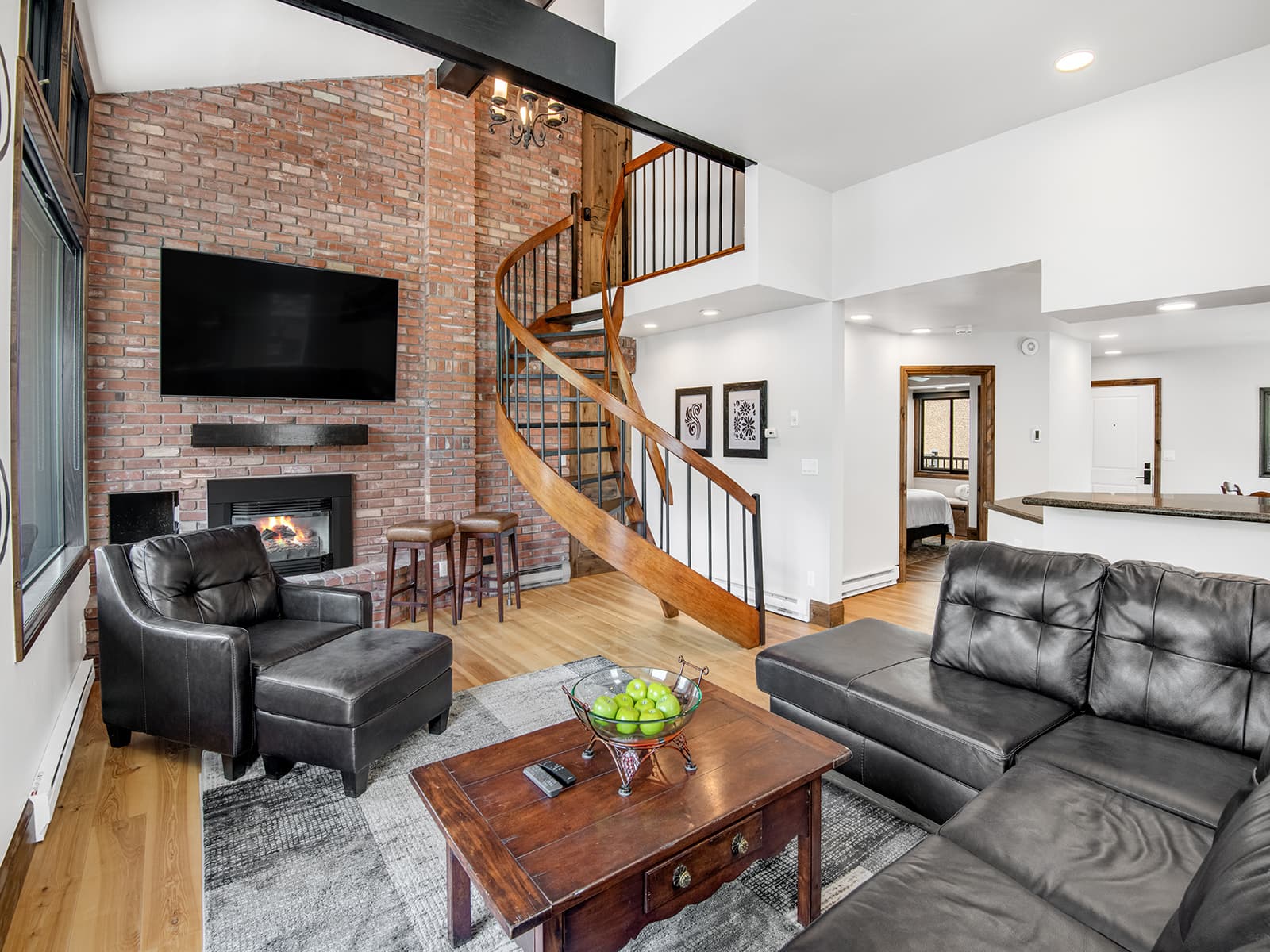 Vantage Point Condo 502