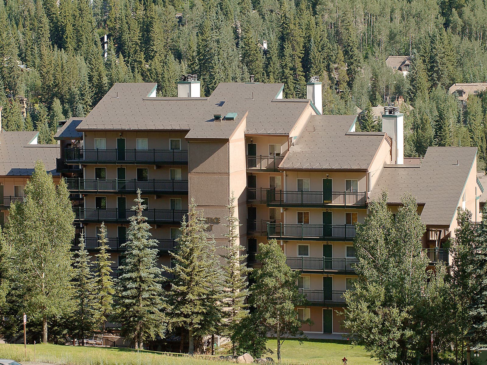 Vantage Point Condo 105 photo 3