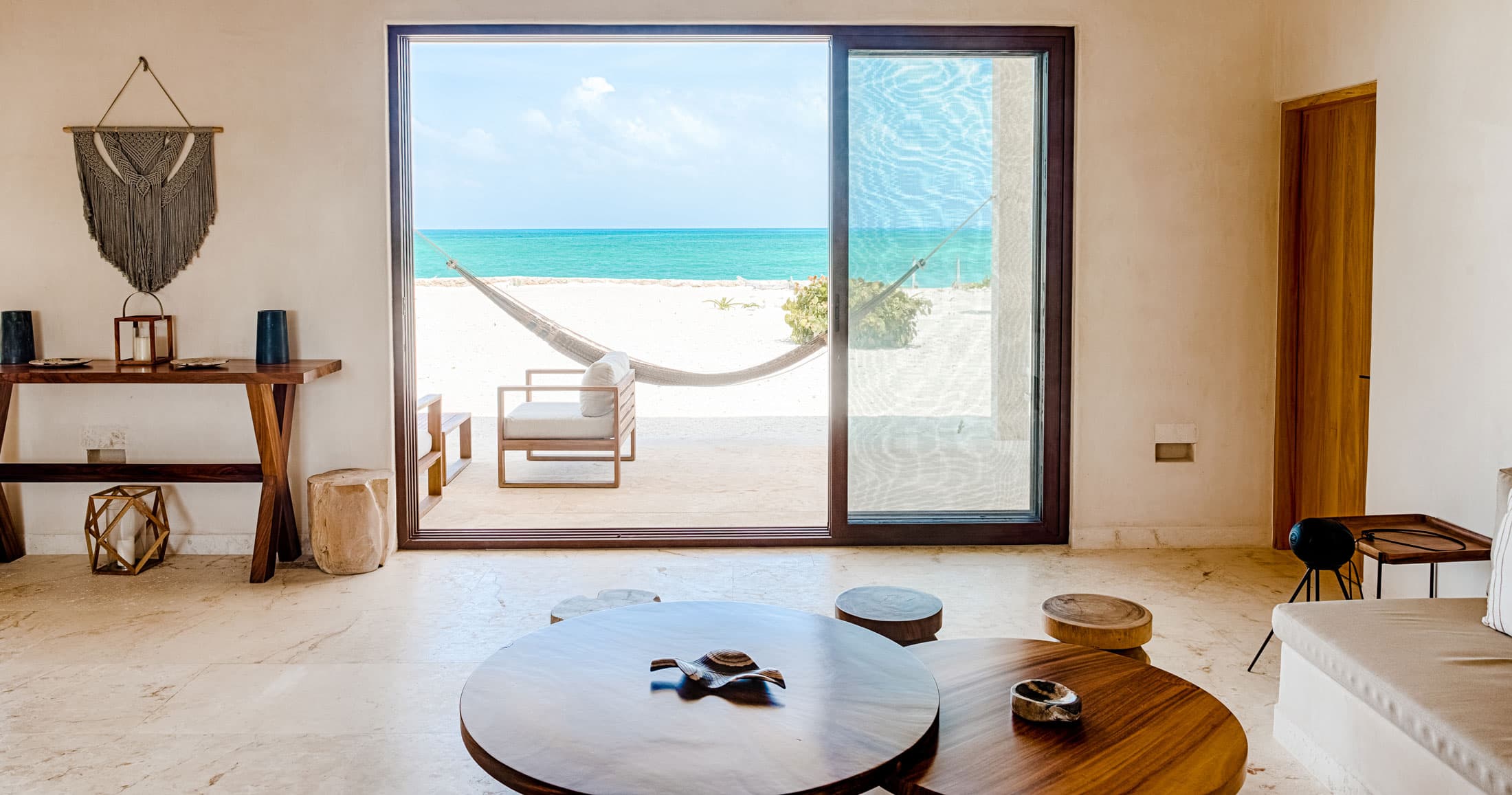 Blanca Beach House photo 2