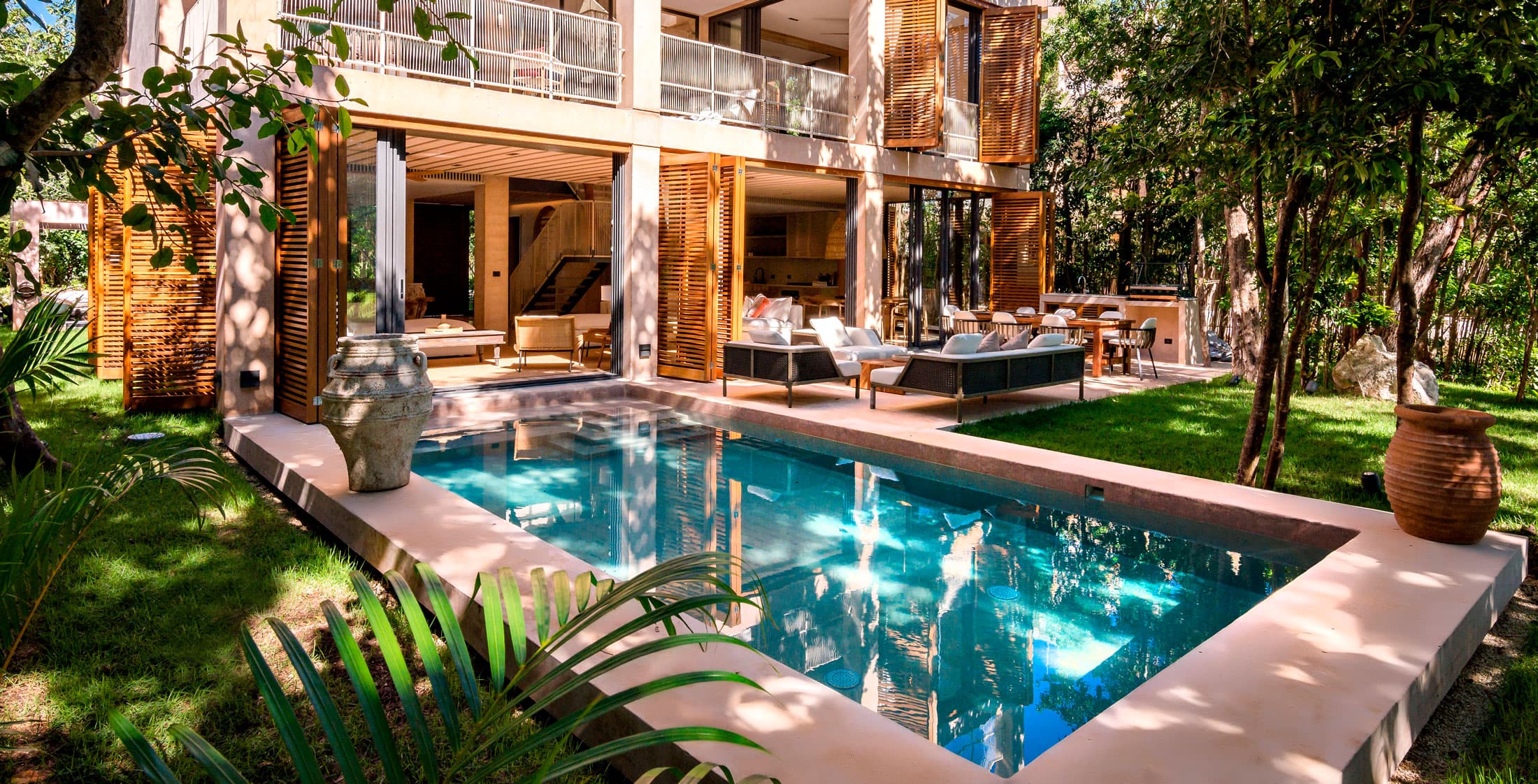Palm Villa photo 2