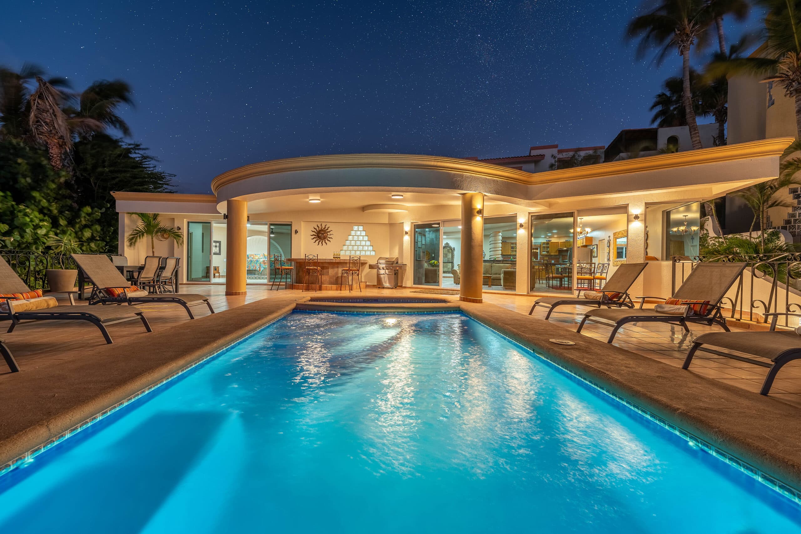 Villa Sol y Luna
