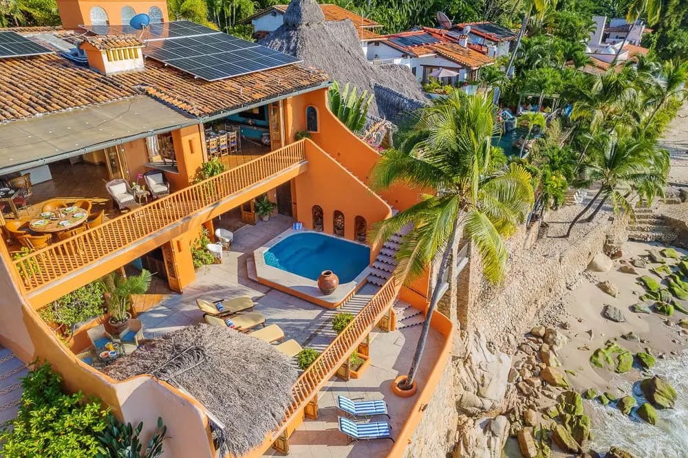 VILLA VENTURA