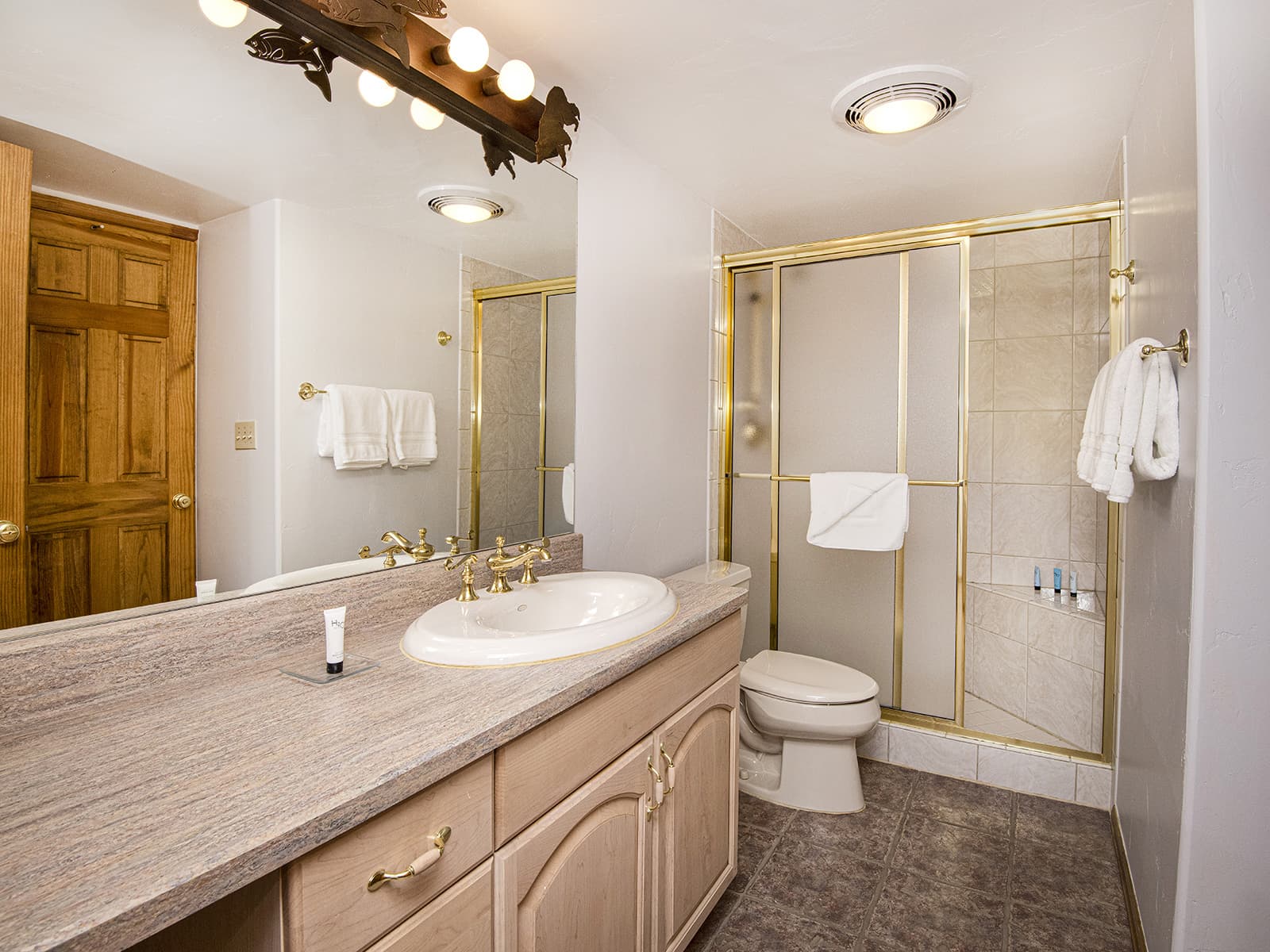 Vantage Point Condo 314 photo 2