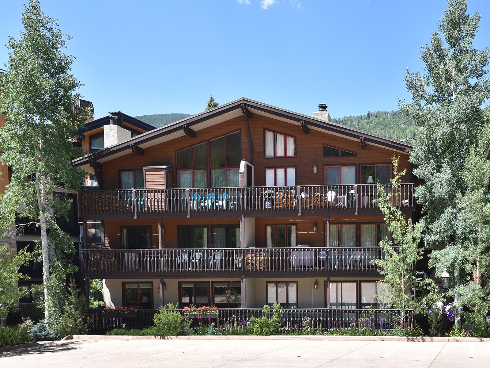 All Seasons 4 Bedroom