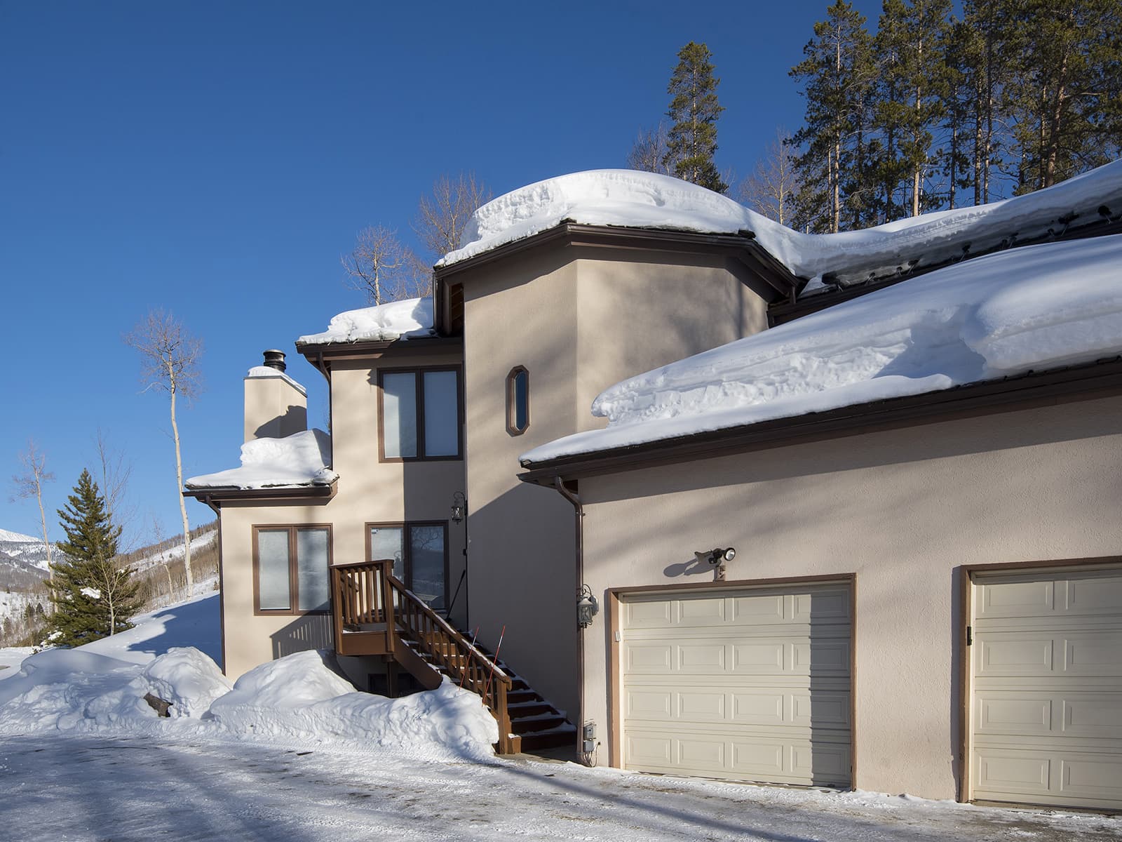 2338 Tahoe Drive