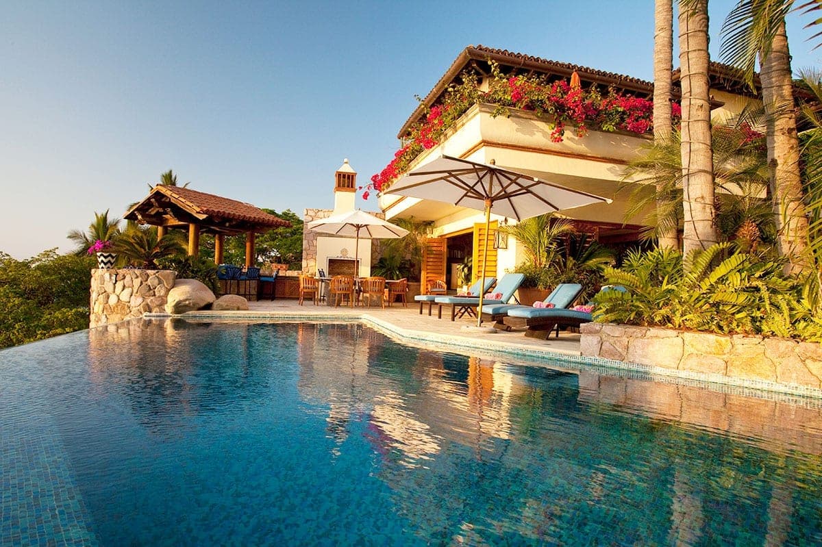 Villa Amapas Estate