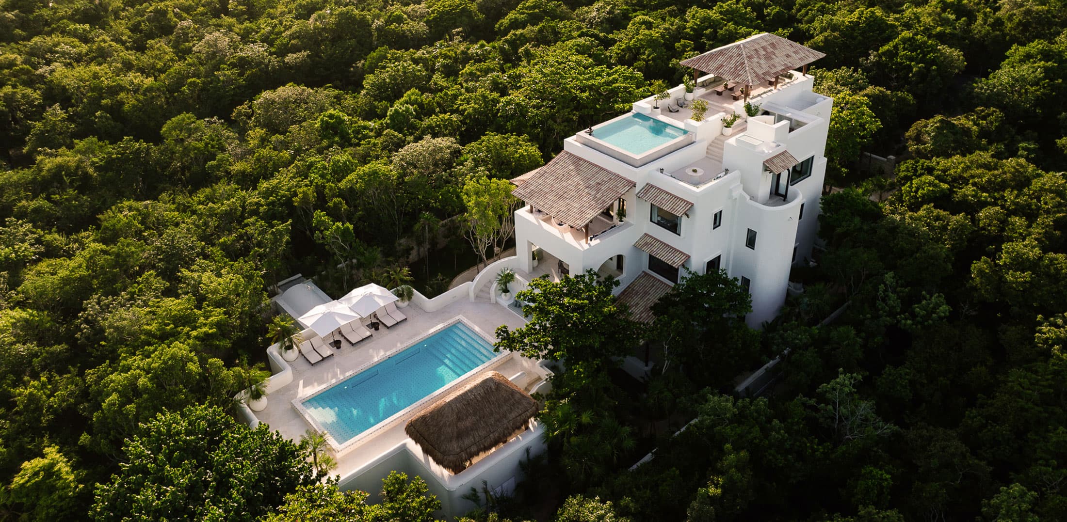 Esencia La Mansion photo 2