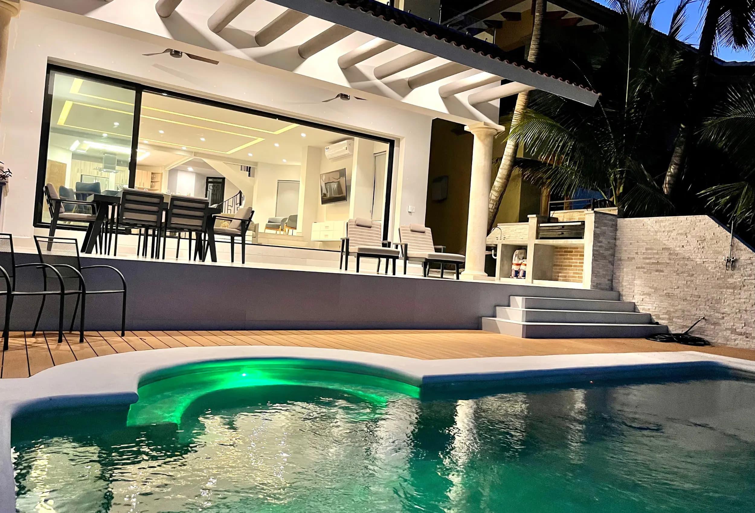 CASA F
