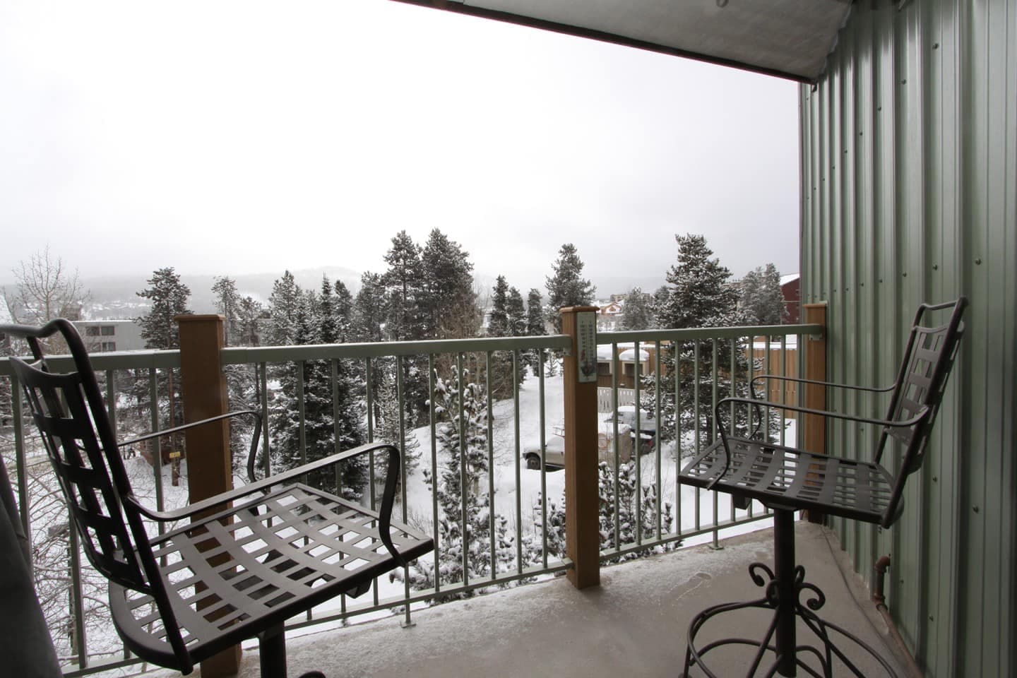 SAWMILL CREEK CONDO photo 3