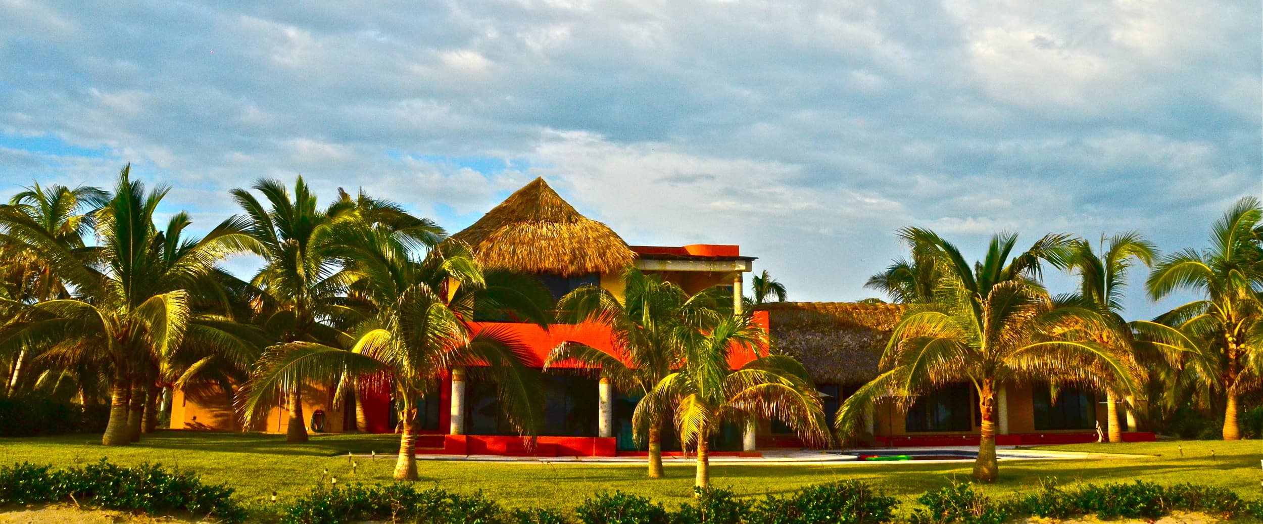 CASA TRES AZULES