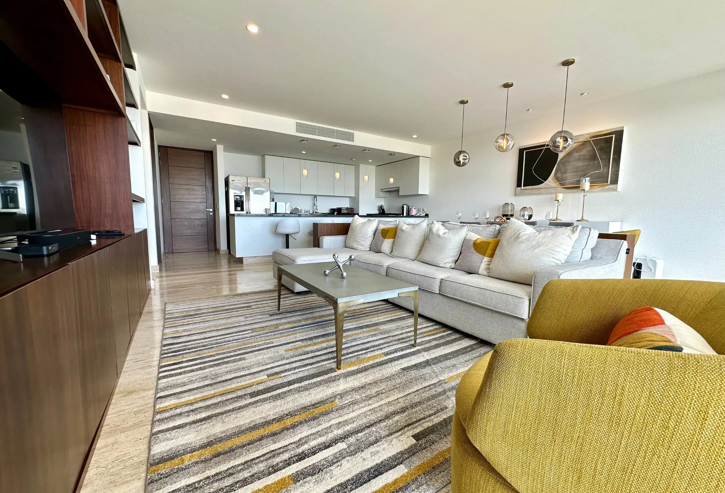 MARINA CONDOS 1504 photo 3
