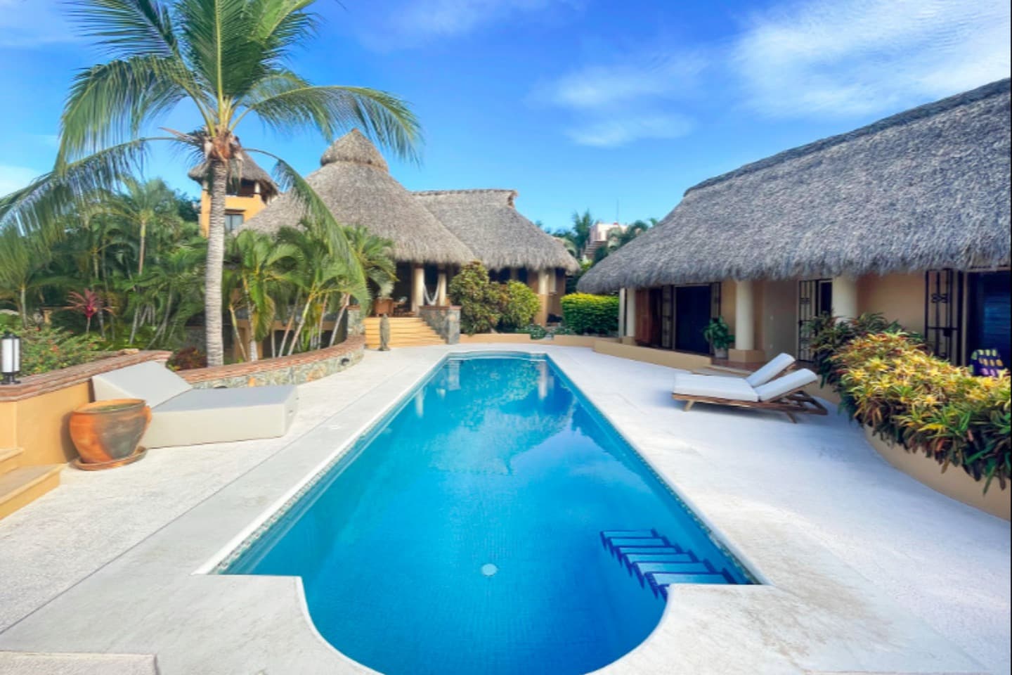 CASA PALOMA