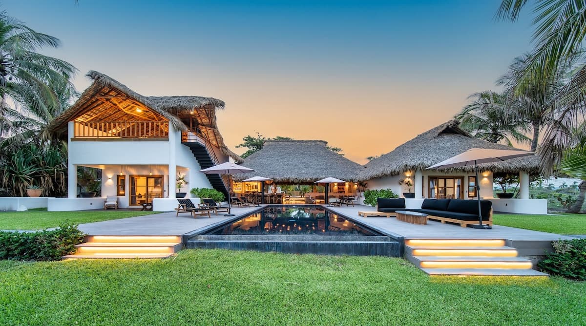 CASA ZEE