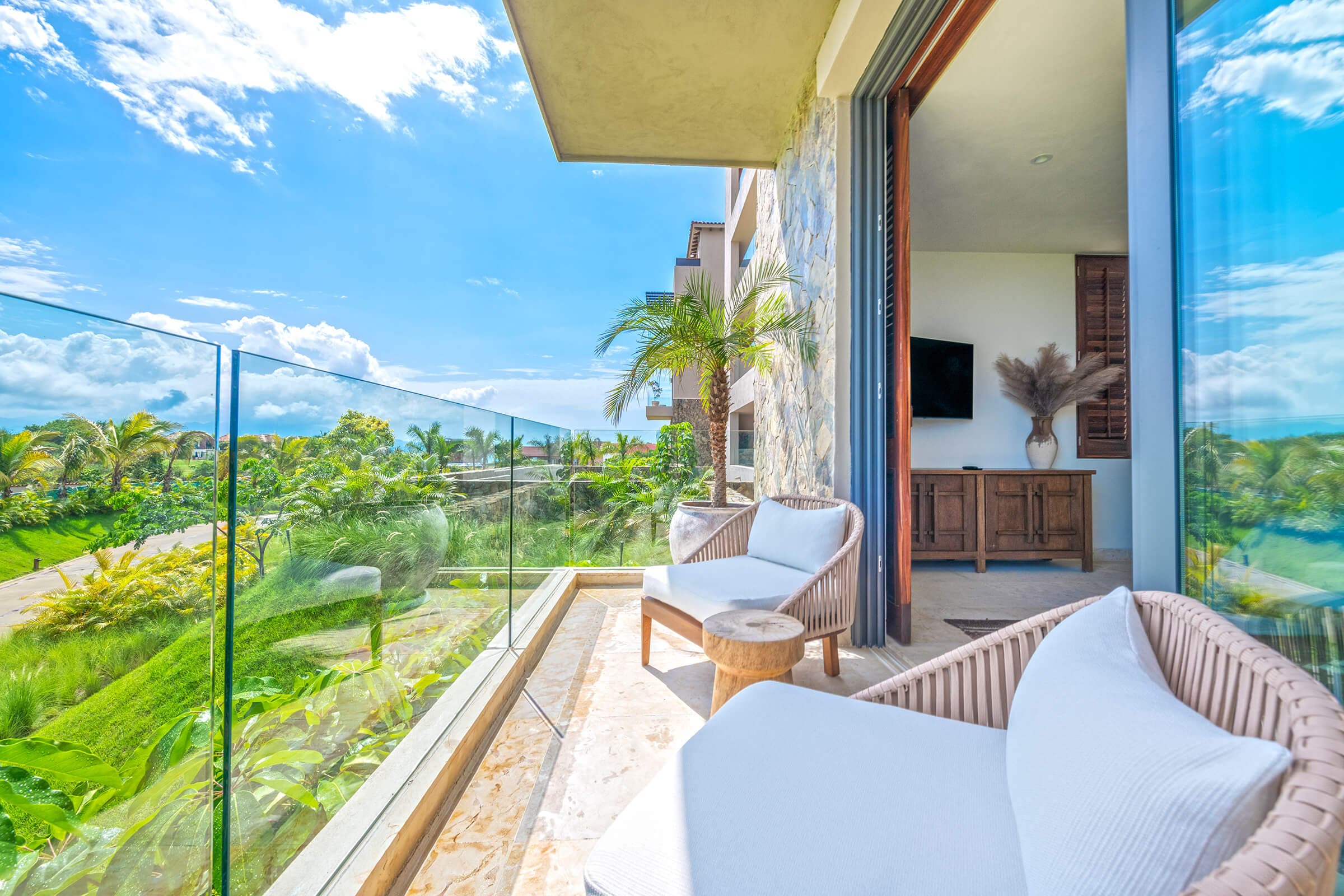 CONDO ENSUENO