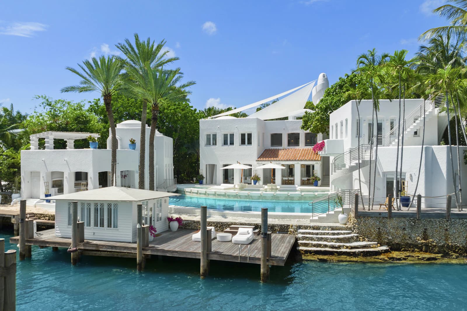 VILLA MYKONOS