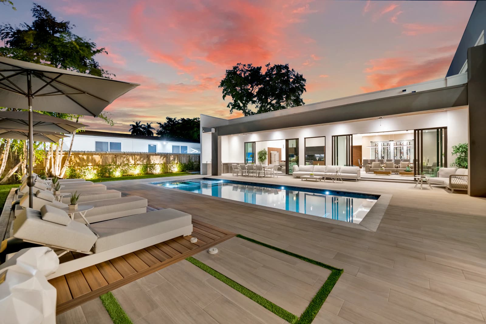 VILLA EMERALD