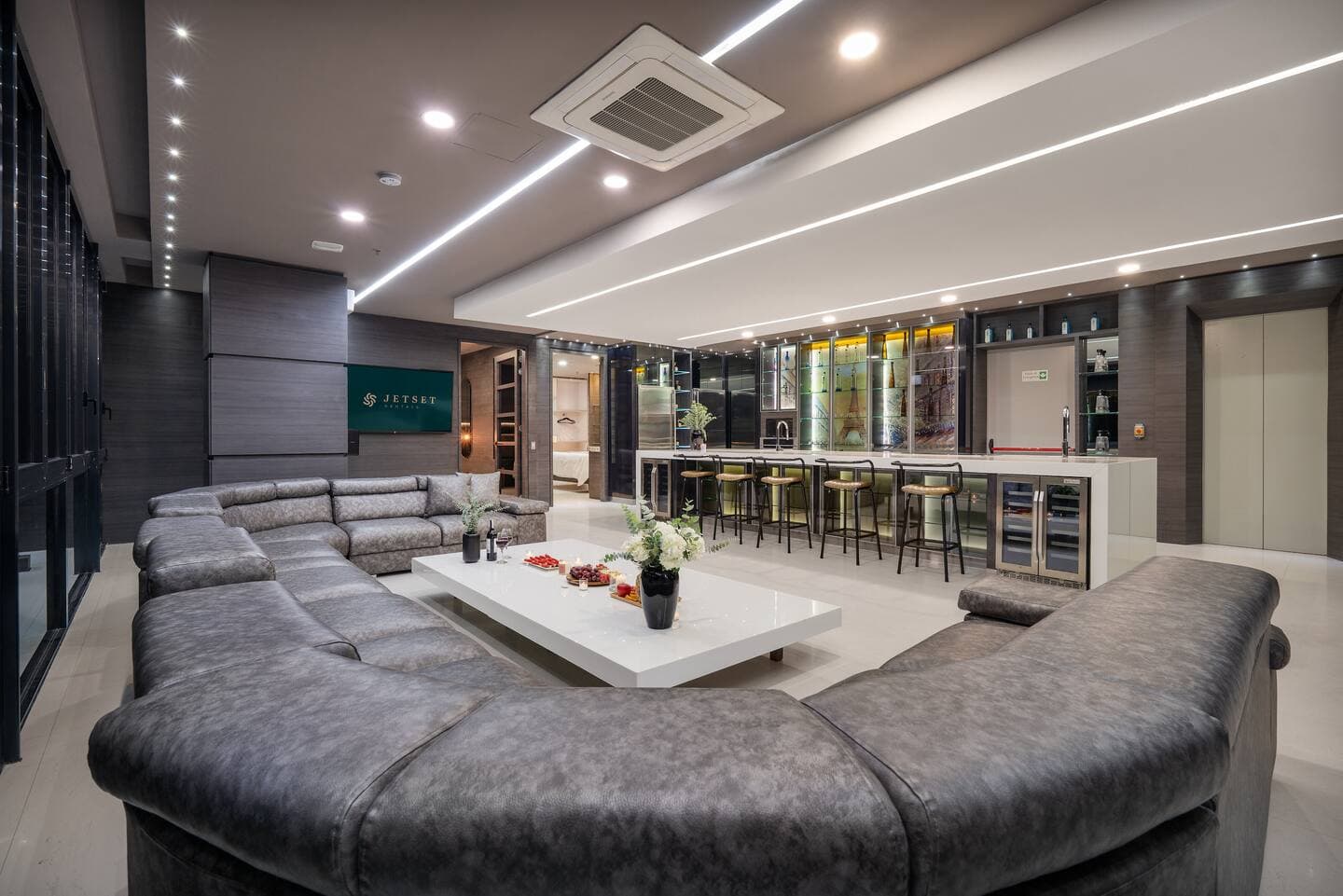 PENTHOUSE SUITE VILLAS photo 2