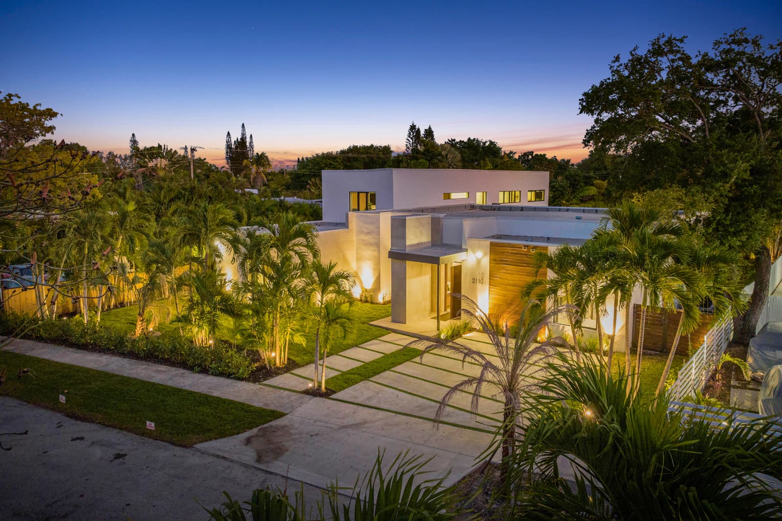 VILLA EMERALD photo 2