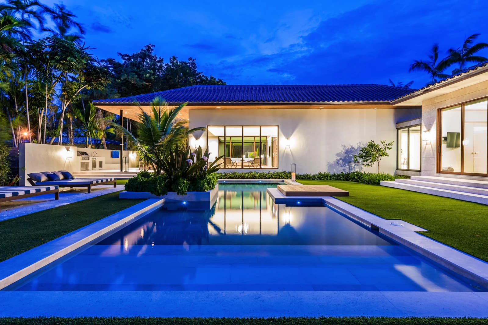 VILLA MARYA