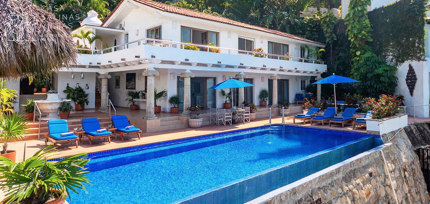 CASA SALINAS