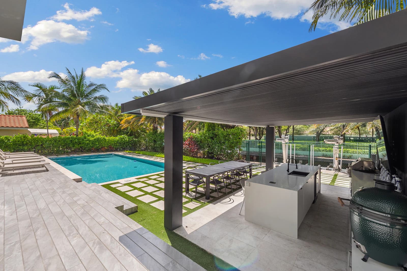 VILLA HOLIDAY photo 3