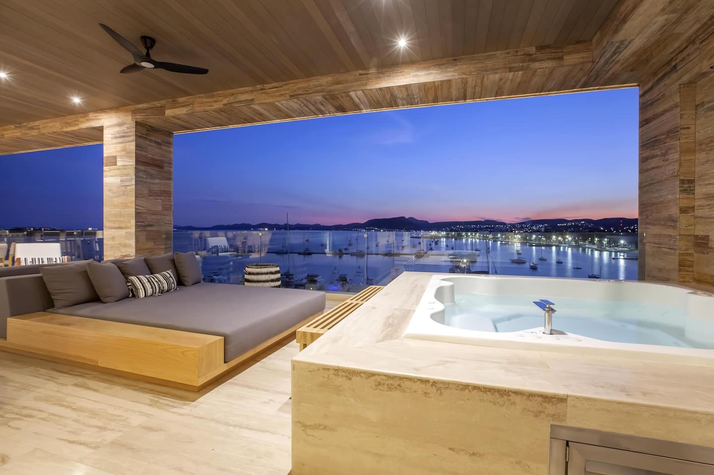 PALMERAS PENTHOUSE