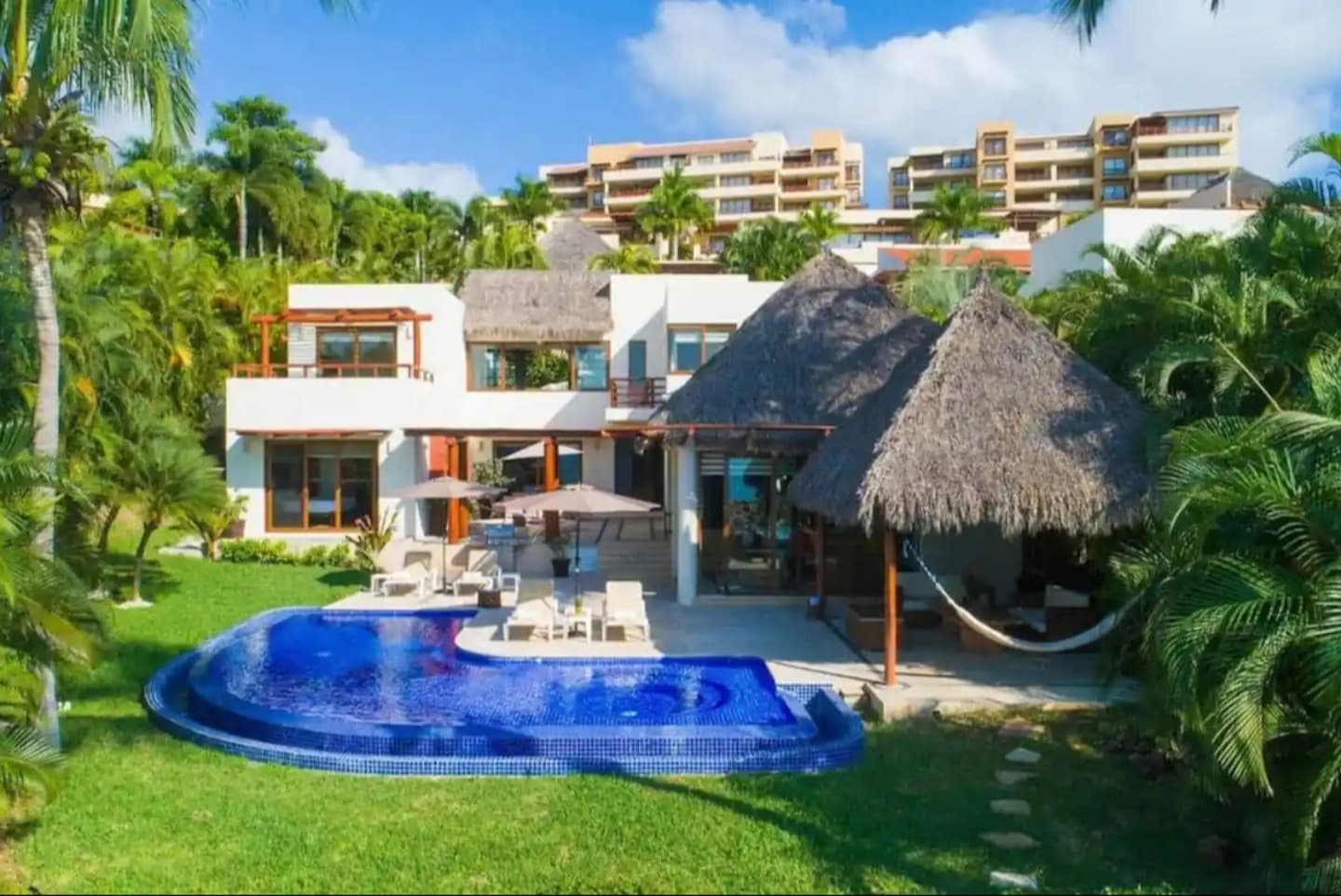 CASA DEL MAR