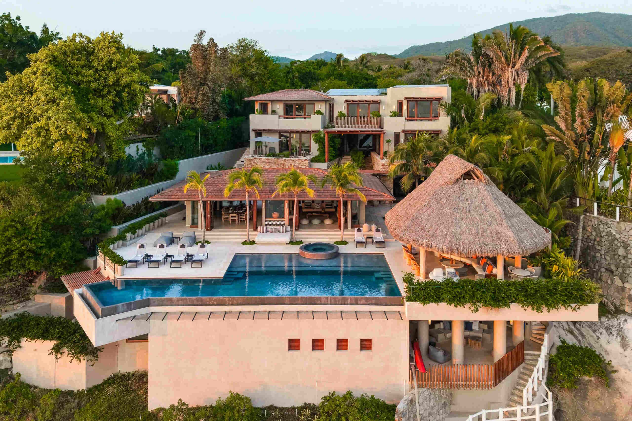 CASA MAKA