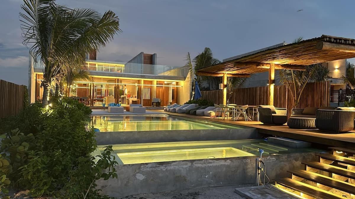 CASA HUECA