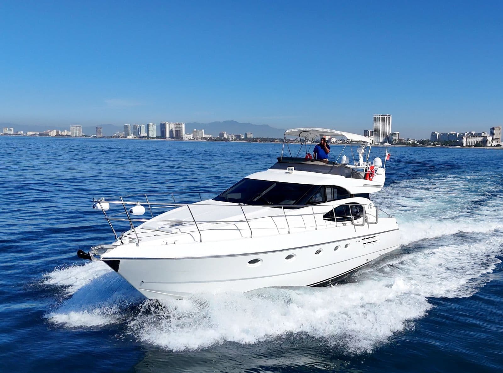 AZIMUT 52´