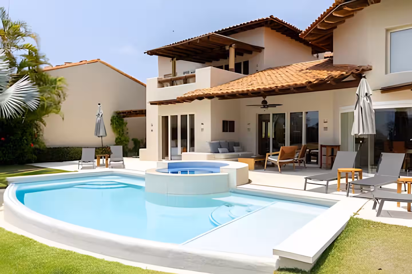 RESIDENCIA PALMAS photo 2