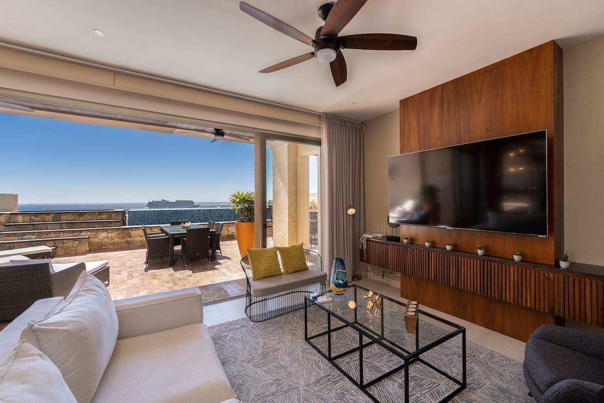 CONDO DE LUJO C/ ALBERCA, JACUZZI Y TERRAZA PRIVADA