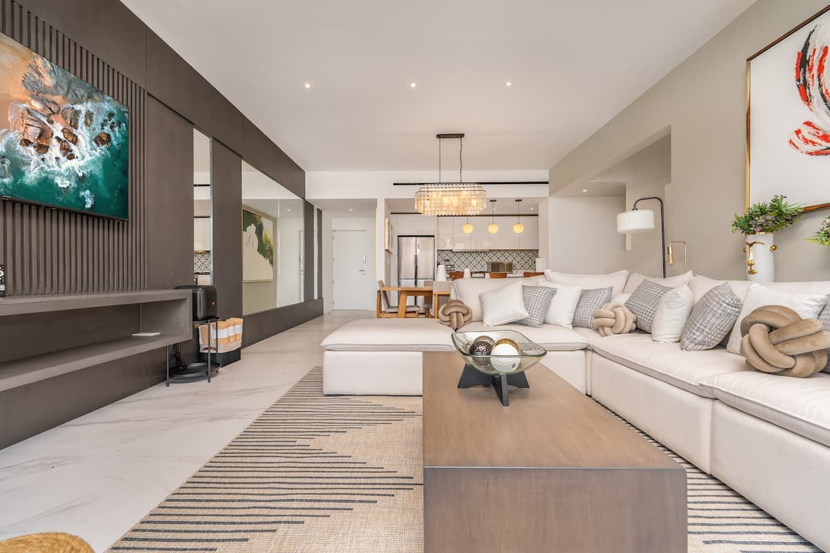 PENTHOUSE CON JACUZZI Y TERRAZA