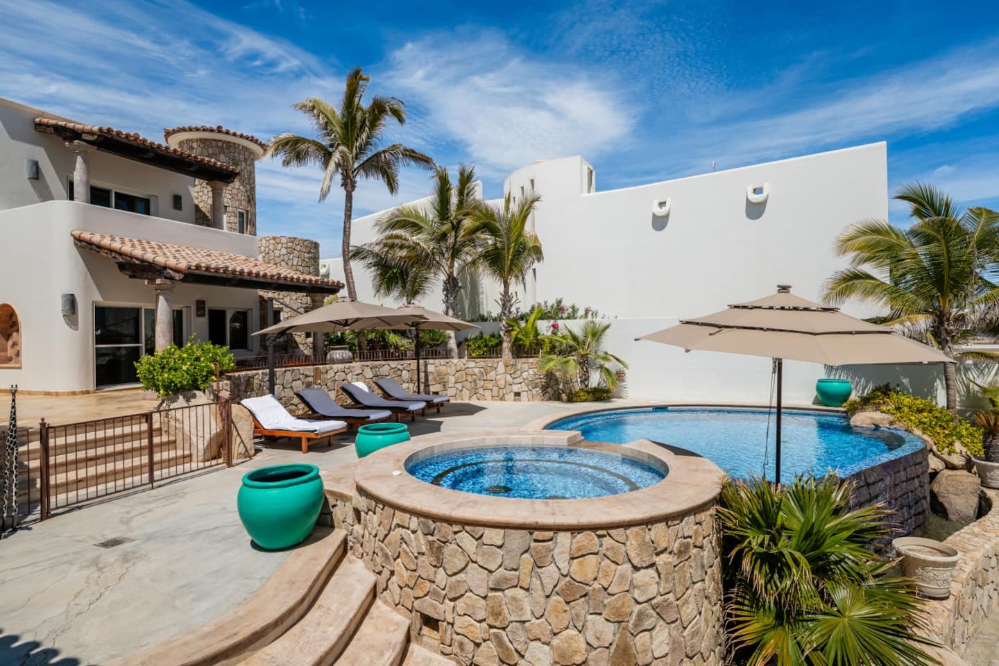 ENCANTO CASA OCHO