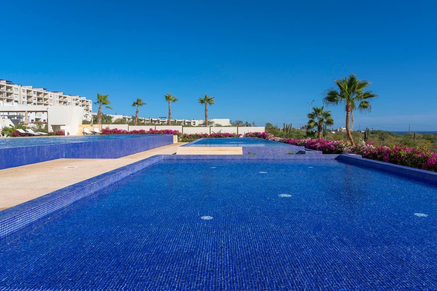CONDO DE LUJO CON VISTA AL MAR, BALCÓN Y PISCINA photo 3