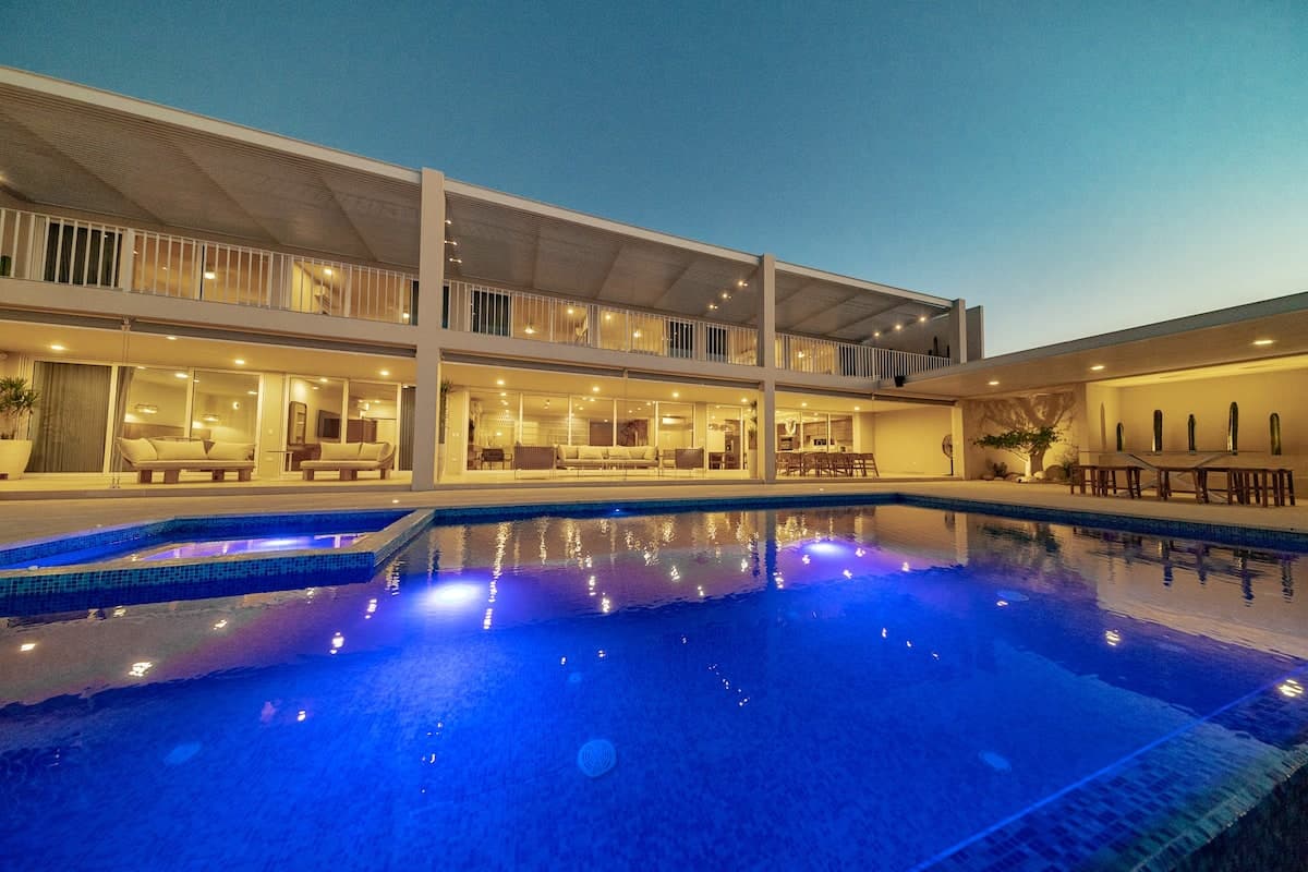 VILLA EN LA PLAYA