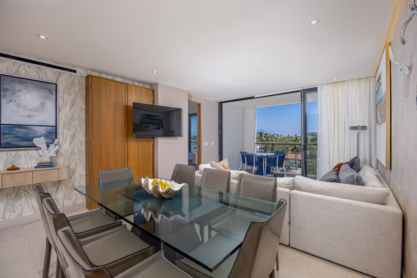 3 BEDROOM LUXURY ESCAPE photo 5