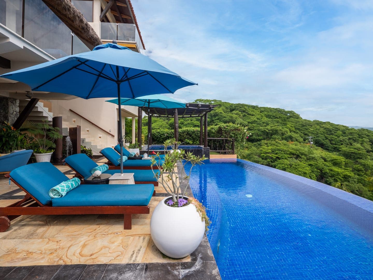 VILLA CASAMAR