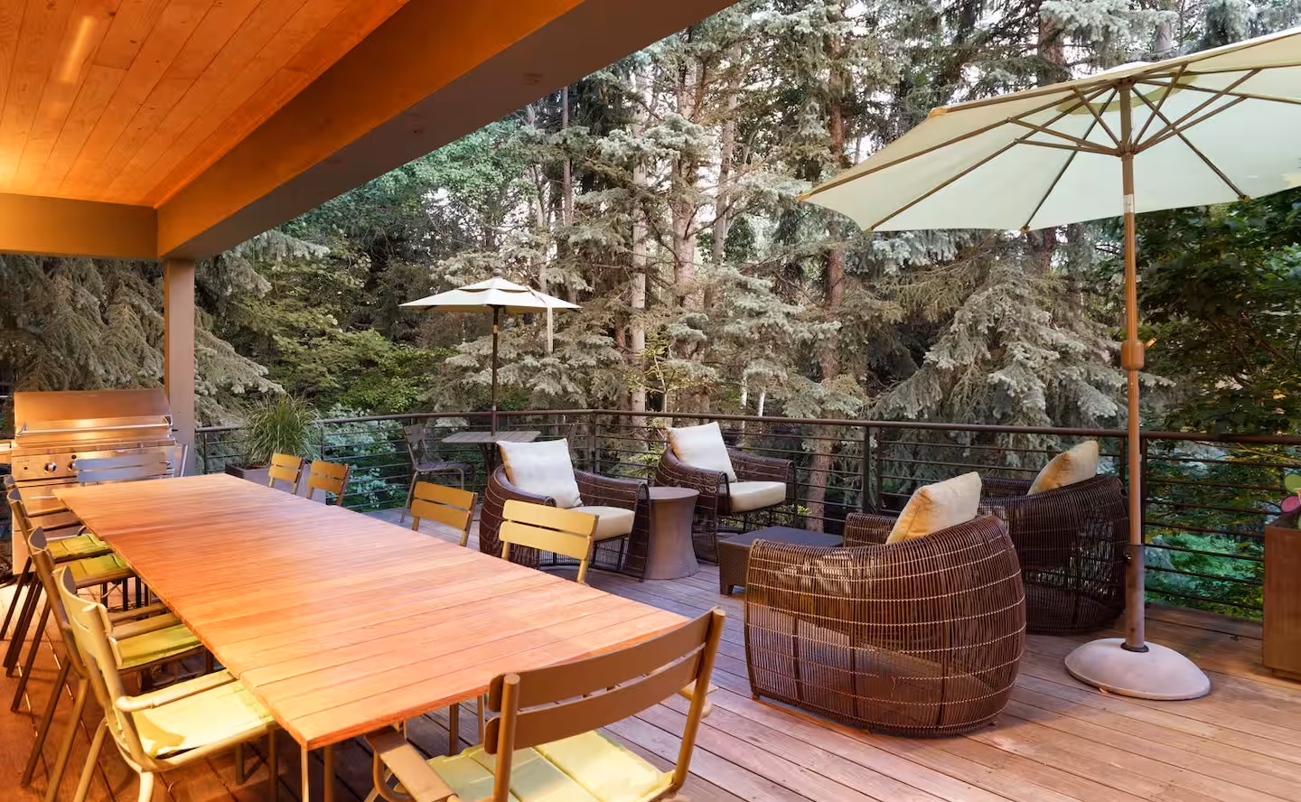 STUNNING HOME photo 4
